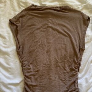 Blu Pepper Brown ruched top